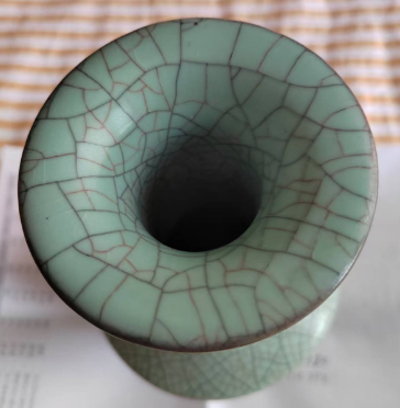 宋哥窑冰裂纹双耳盘口瓶-汇观艺术