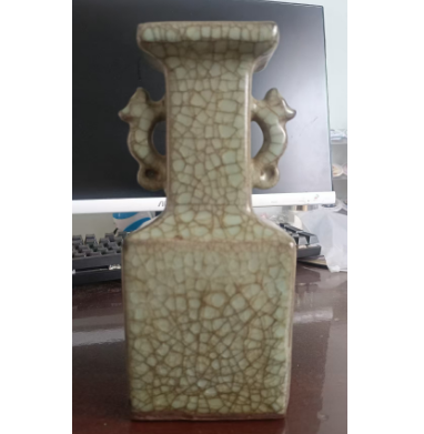 中国　南宋　哥窯氷裂文　双耳瓶　箱付　V　5070 中国 南宋 哥窯氷裂文 双耳瓶 箱付 V 5070